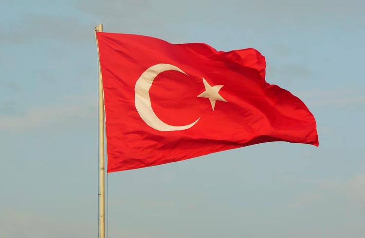 Pronta para regular criptomoedas, Turquia multa Binance