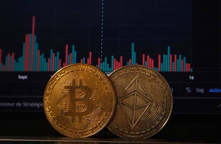 Bitcoin cai 8% e perde os US$ 45 mil; ETH desaba 12%