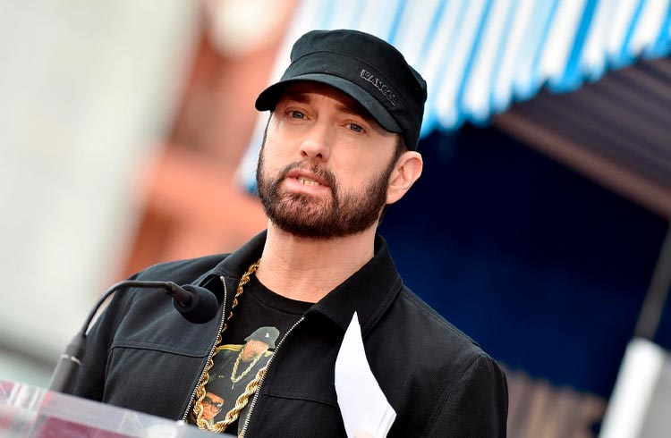 Rapper Eminem paga R$ 2,6 milhões por NFT da coleção Bored Apes