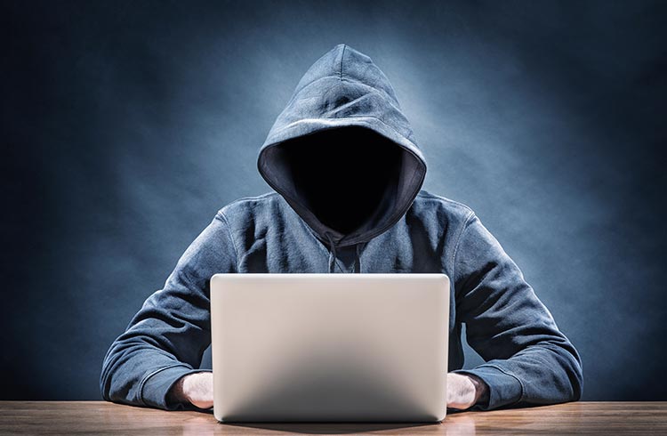 Protocolo que serve de ponte entre Ethereum e Solana perde R$ 1,7 bilhão em ataque hacker