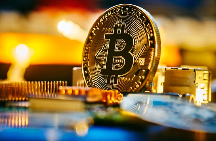 Receita de mineradores de Bitcoin cai 16% para US$ 1,21 bilhão em janeiro