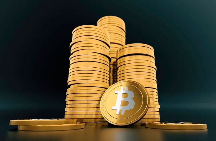Baleias de Bitcoin quebram recorde e realiza 20 mil transações em um único dia