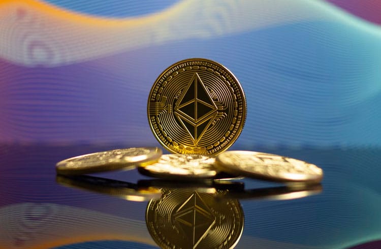 Baleias dominam o ETH e as 10 principais carteiras agora detêm 23,7% da oferta total de ETH