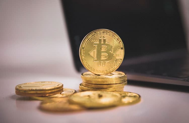 Cash App lança serviço que permite investir parte do salário em Bitcoin