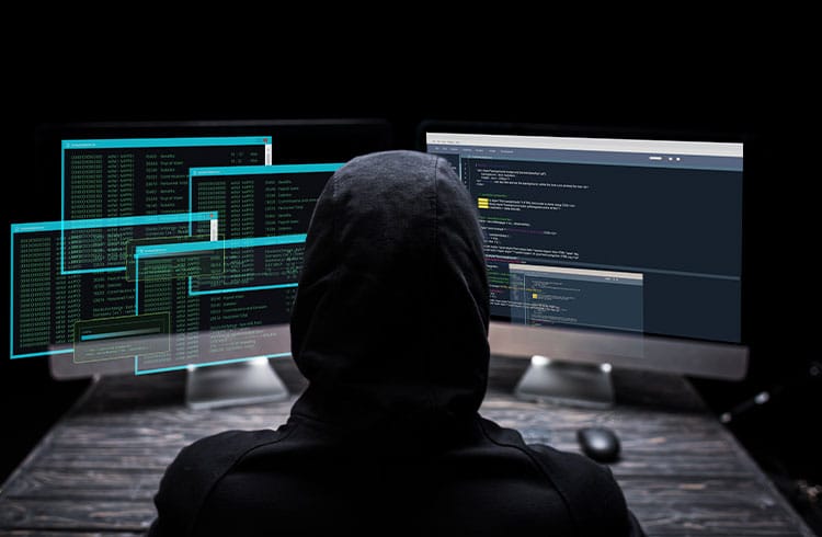 Hacker começa a mover fundos roubados de ataque a Ronin Bridge