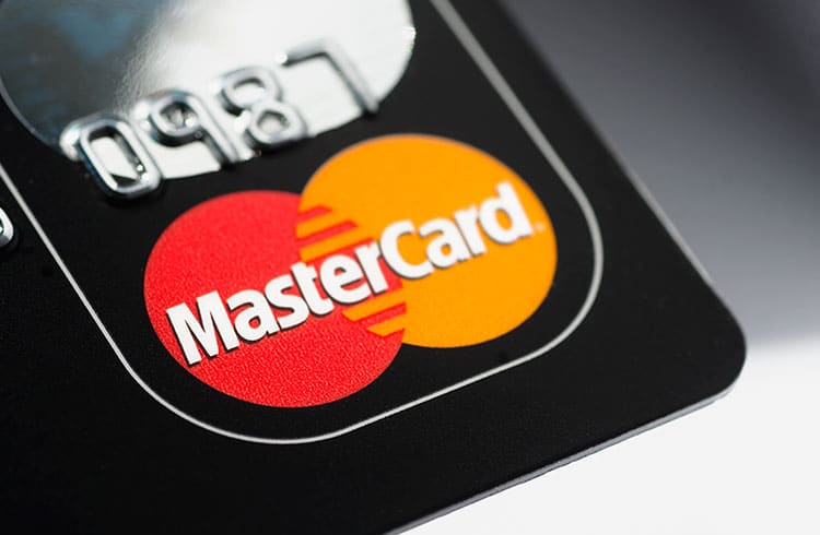 Mastercard registra 15 pedidos de marca envolvendo criptomoedas e metaverso