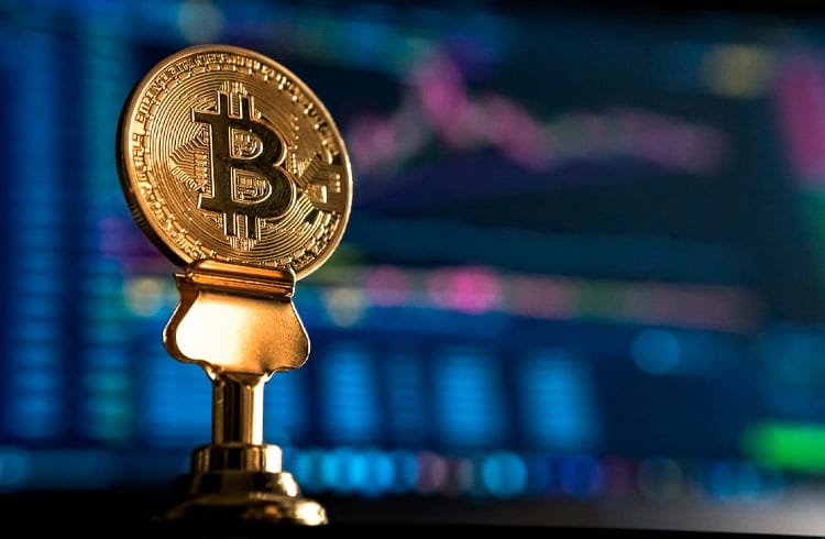 O Bitcoin ainda vai cair abaixo de US$ 30.000 em 2022, aponta analista