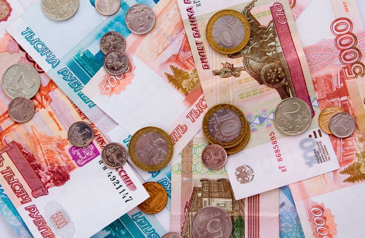 Rússia se apressa para lançar rublo digital em meio às sanções