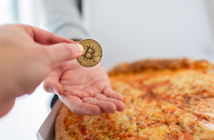 ‘Bitcoin Pizza Day’: Cripto banco recém-chegado ao Brasil vai distribuir Bitcoin 