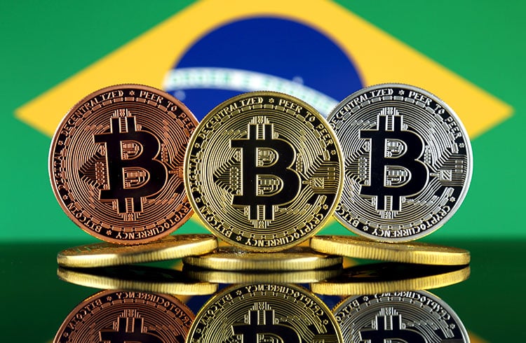 Brasileiros negociam R$ 4,4 bilhões em Bitcoin em abril; queda de 4,7% em relação a março