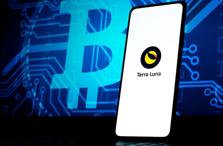 Luna compra mais US$ 1,5 bilhão em Bitcoin para reservas de sua stablecoin
