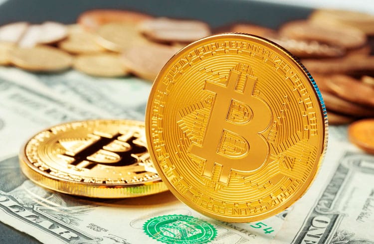 Mercado de criptomoedas perde US$ 100 bilhões com Bitcoin em queda livre