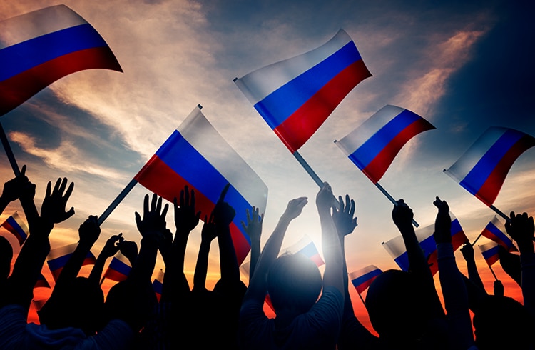 Rússia considera permitir criptomoedas para pagamentos internacionais