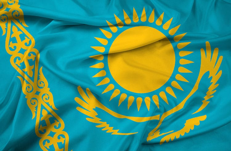 Cazaquistão pede que exchanges trabalhem ao lado de bancos