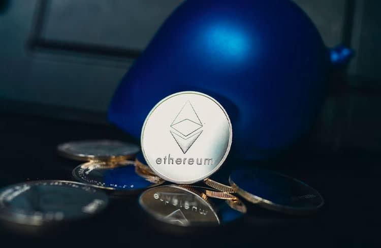 Investidores retiram dinheiro de fundos de Ethereum há nove semanas: sinal de queda?