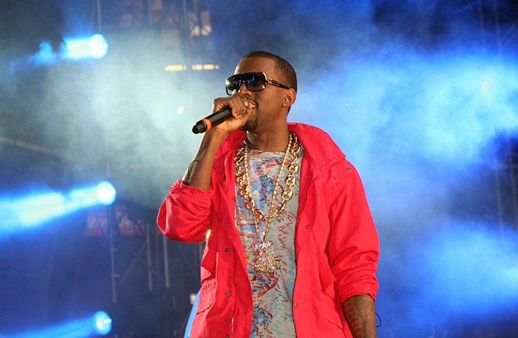 Rapper Kanye West vai lançar coleção de NFTs