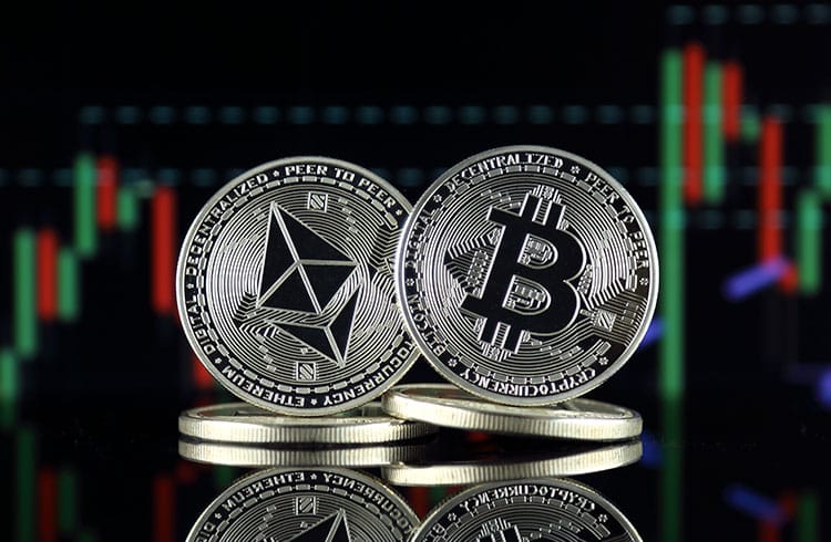 Bitcoin e Ethereum disparam e altas chegam a 40%; SOL, BNB, ADA, FTM e outros tokens têm alta de até 16%