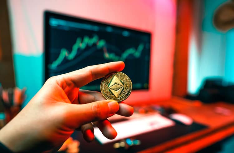 Ether tem alta de 10%, mas há sinais de armadilhas no mercado; veja