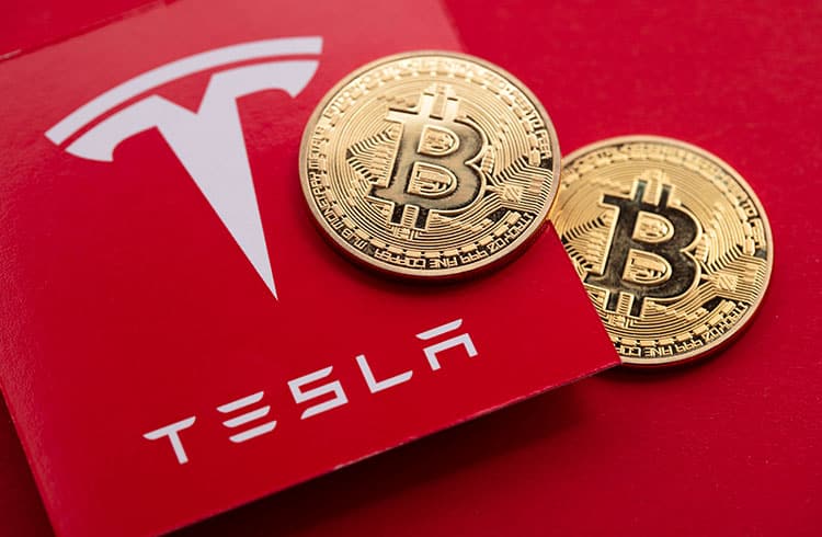 Urgente! Tesla vende 75% de seus Bitcoins a US$ 936 milhões