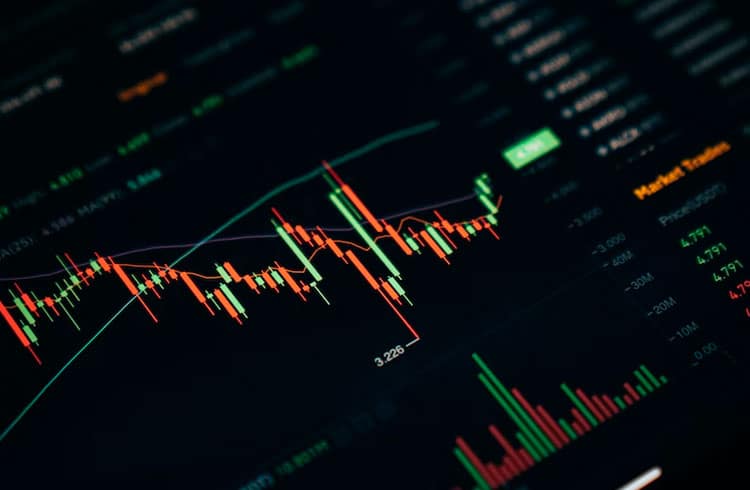 6 criptomoedas que saltaram até 35% na última semana