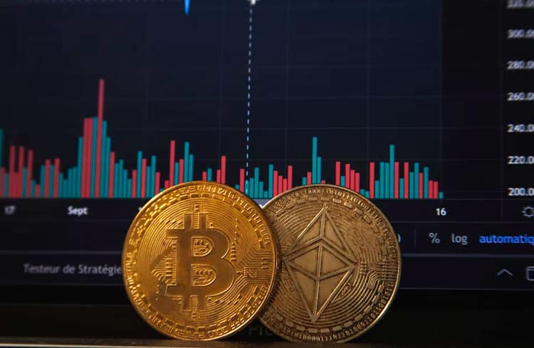 Bitcoin e Ether caem após dados de inflação persistente nos EUA