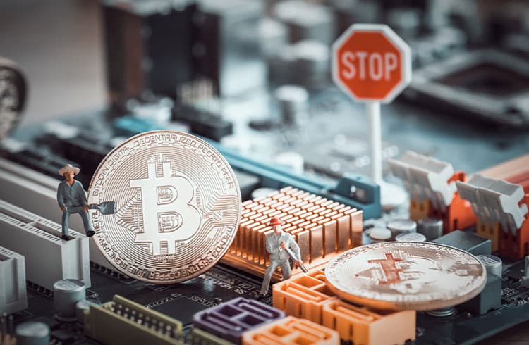 Erro faz minerador perder 6 Bitcoin em bloco
