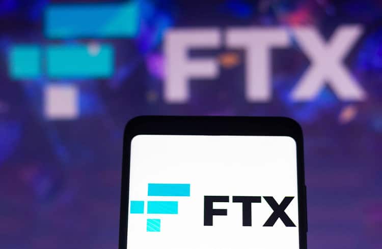 Bankman-Fried diz que prioridade da FTX é arrecadar fundos após acordo com a Binance falhar