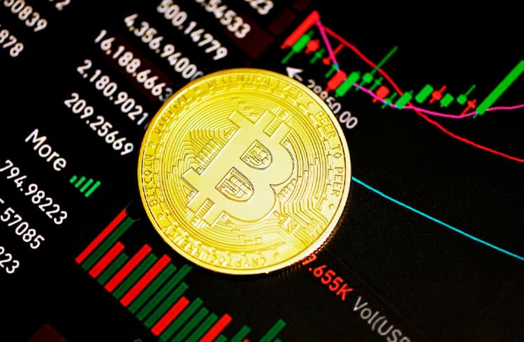 Bitcoin em alta impulsiona mercado global. ETH, XRP, MATIC e Polkadot registram alta