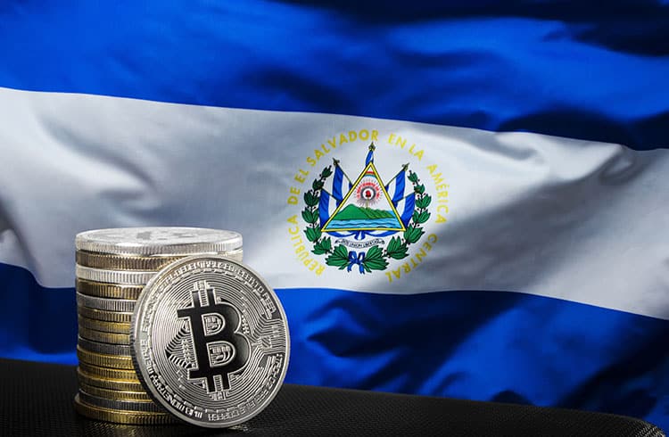 El Salvador comprará um Bitcoin por dia a partir da sexta-feira, diz Bukele