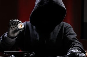 Hacker da FTX transfere 255 Bitcoins para OKX