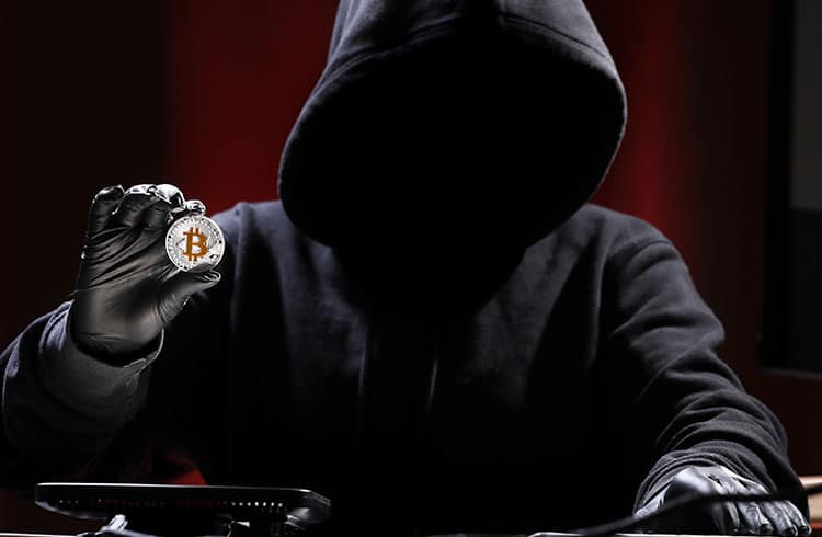 Hacker da FTX transfere 255 Bitcoins para OKX