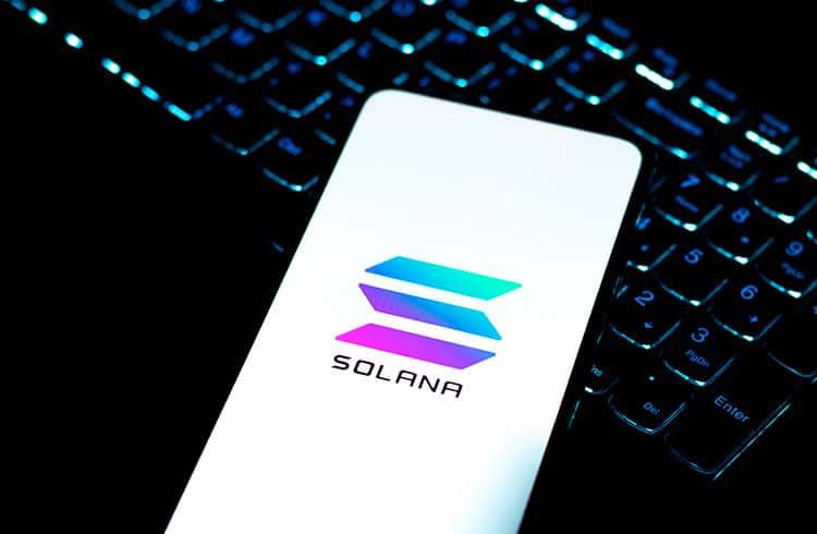 Solana salta 20% após liberação de tokens ser adiada, mas alta dura pouco