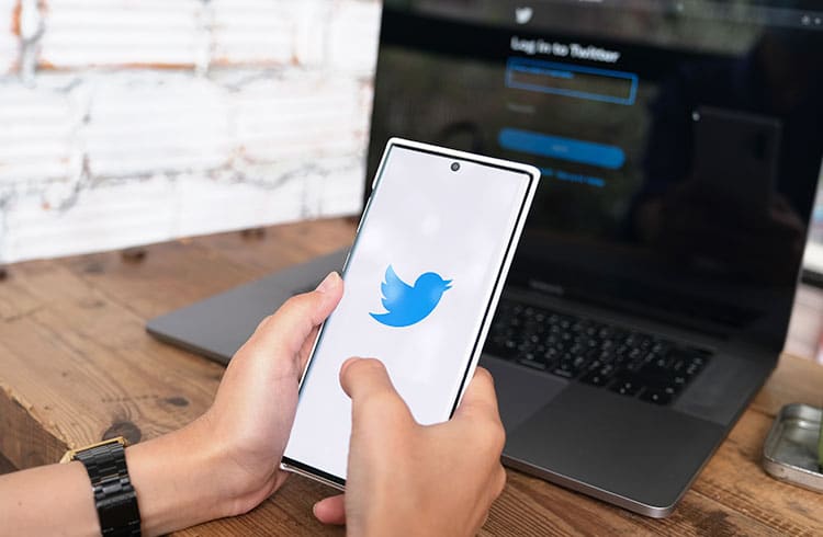 Twitter deve oferecer suporte a DOGE e BNB, afirma CZ