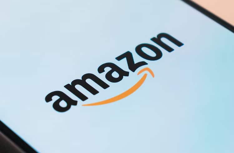 A Amazon se torna a primeira empresa a perder US$ 1 trilhão em valor de mercado, a maior perda da história