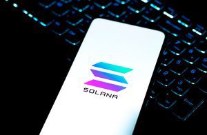 Principais projetos NFTs da Solana estão migrando para outras redes, é o fim da rede Solana?