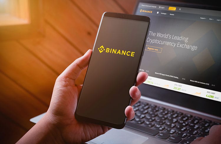 Binance se une à Cristiano Ronaldo para lançar jogo com recompensa em cripto