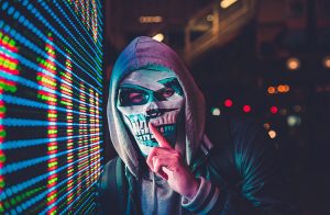 hackers-roubam-em-abril