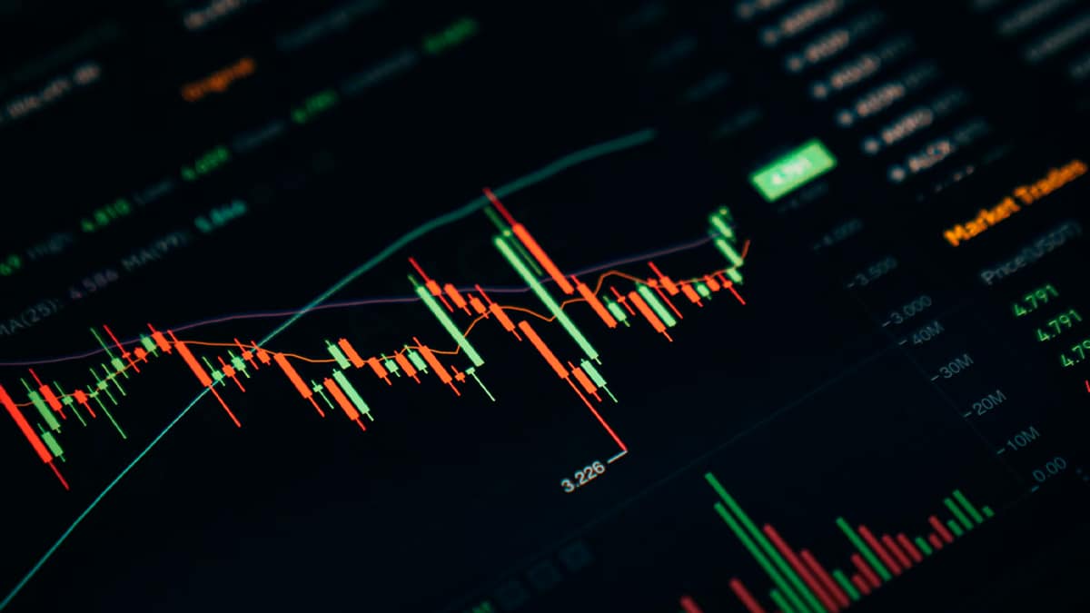 Nossa equipe foi em busca de avaliações que os usuários têm sobre as plataformas de sinais em trading