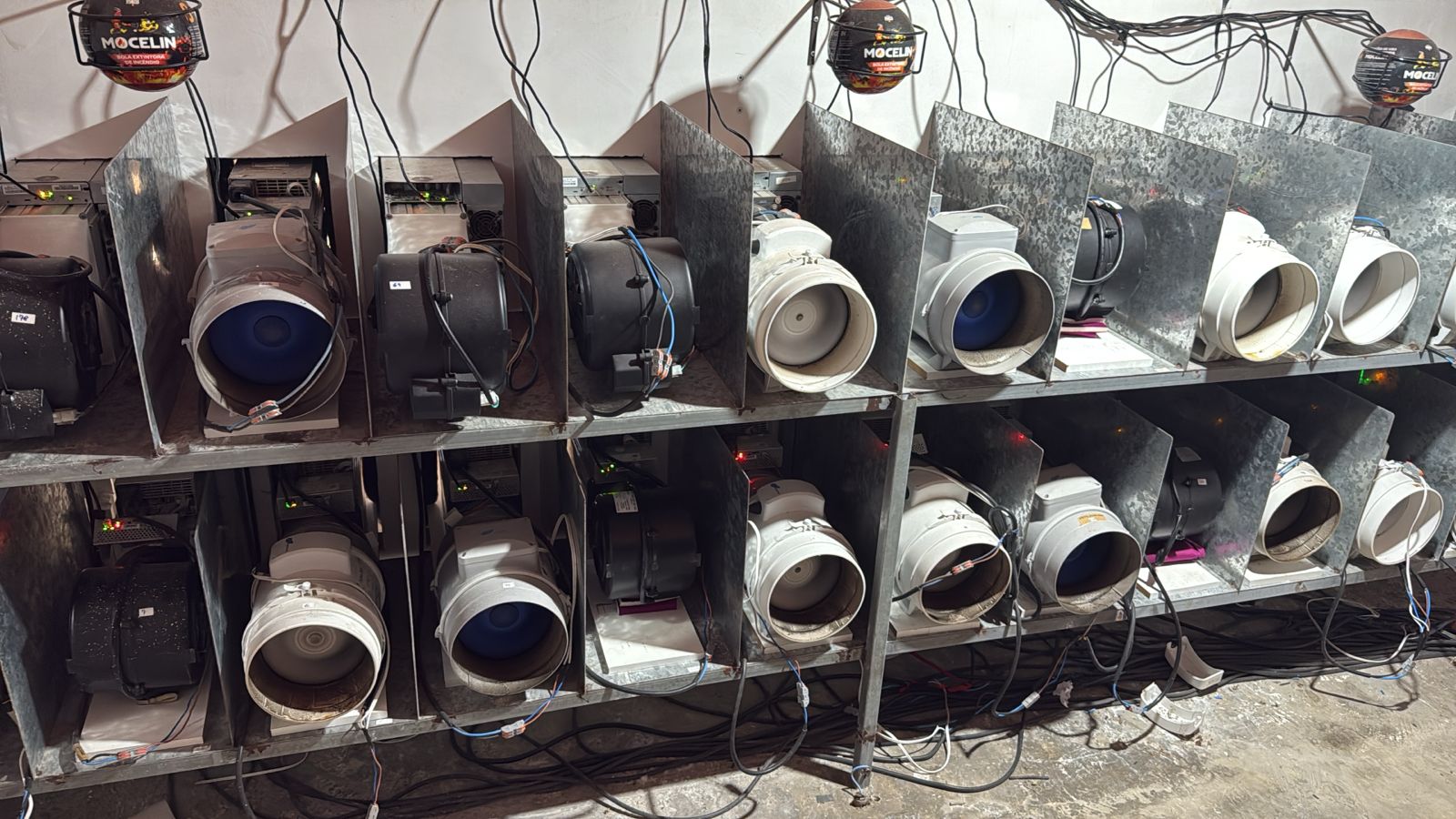 mineração de Bitcoin ilegal